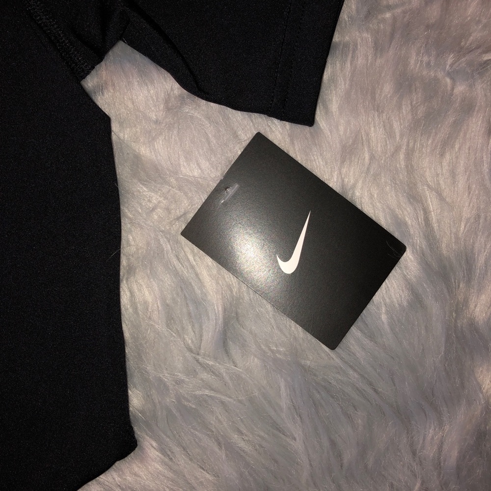 Nike mens compression shirt - Picture 3 of 4